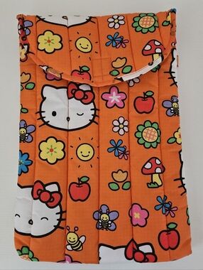 EUC Baggu × Hello Kitty Laptop Sleeve 16"